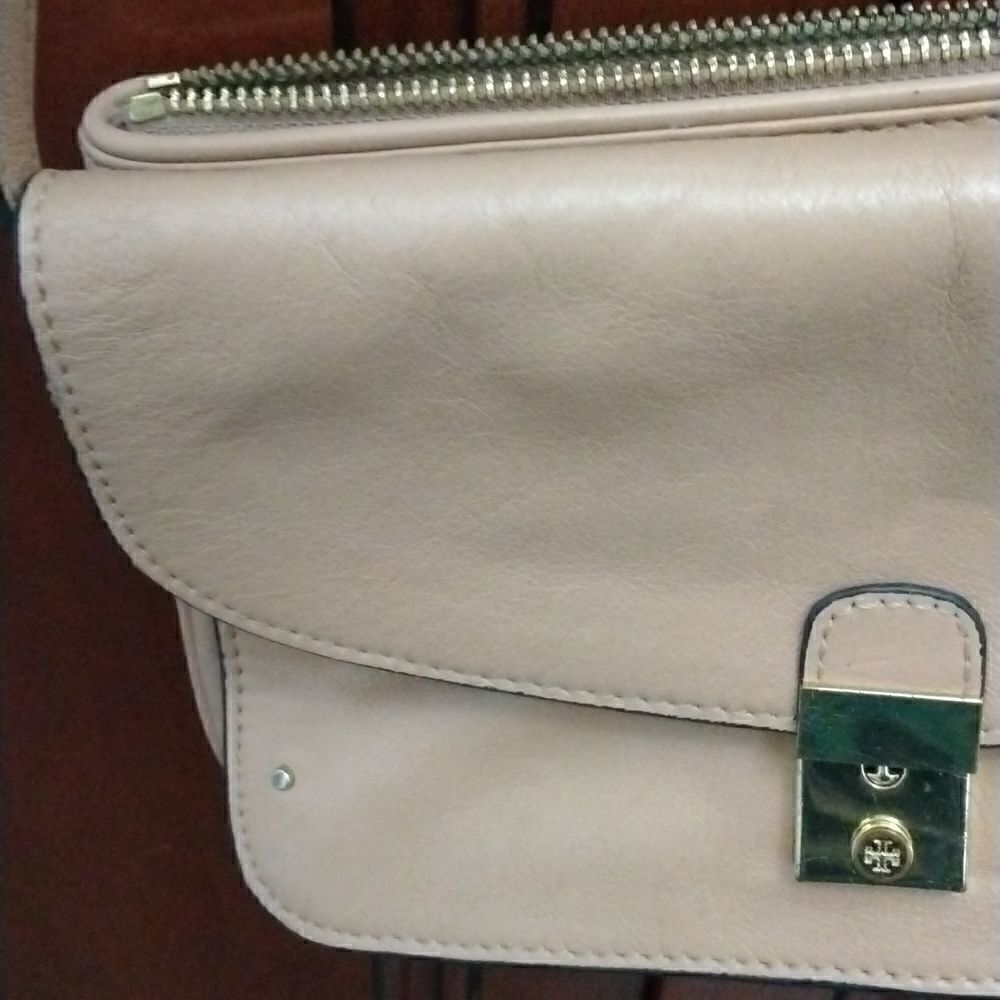 Tory Burch Crossbody   - Picture 12 of 12
